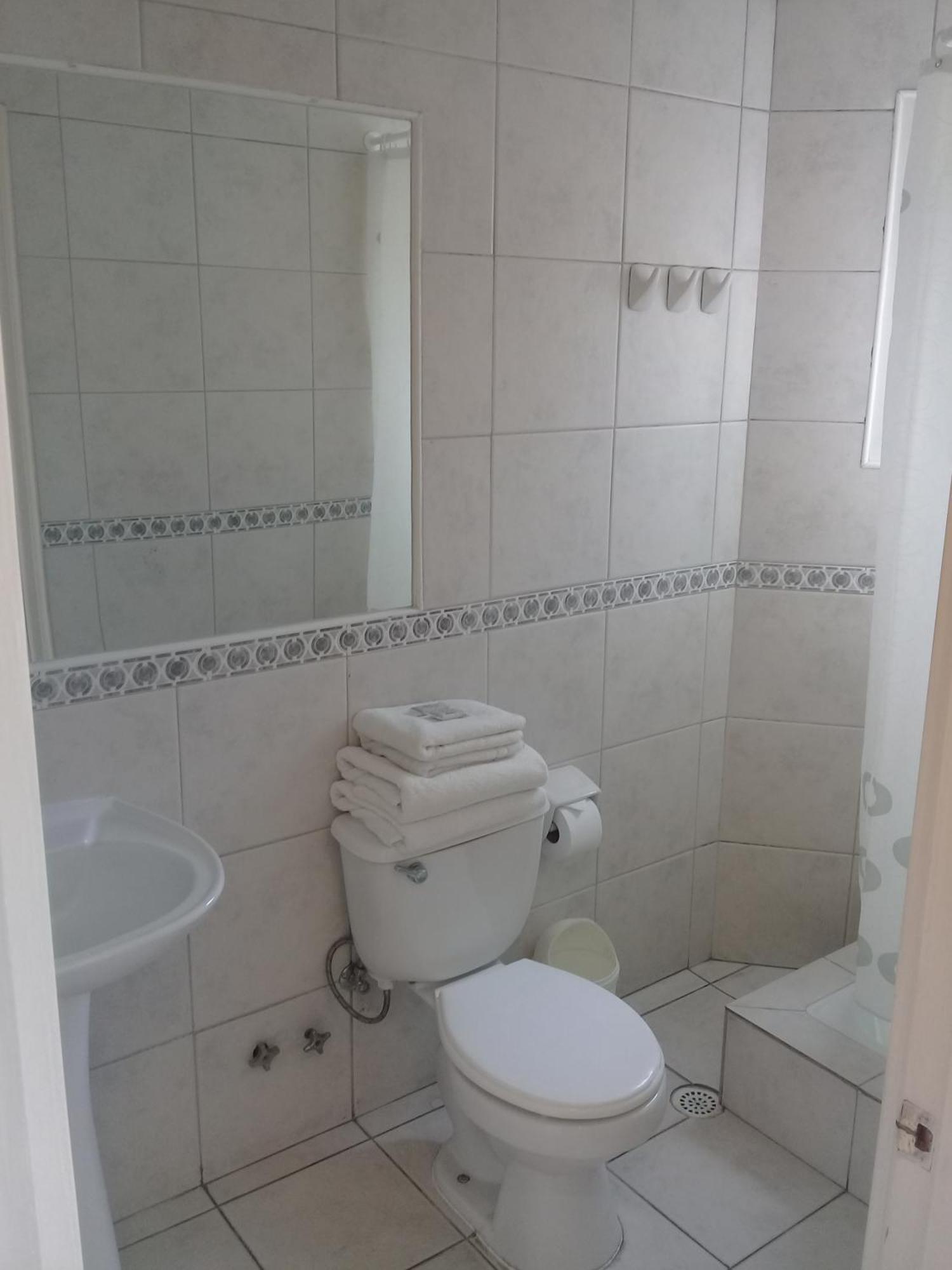 Dptos Castelar Aparthotel Виня дел Мар Екстериор снимка